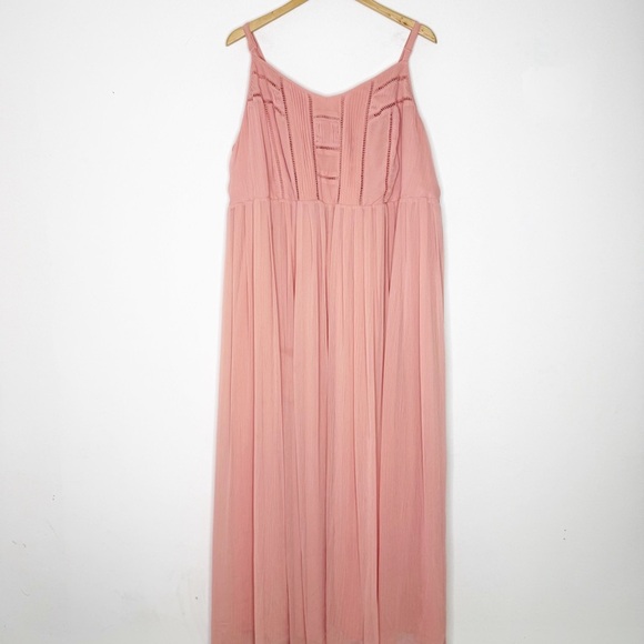 Torrid Women’s Pink Chiffon Dress Size 4 Adjustable Straps Lined - Picture 2 of 9